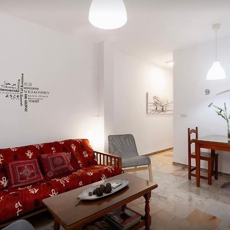 セビリアCentrico Apartamento Alamedaアパートメント エクステリア 写真