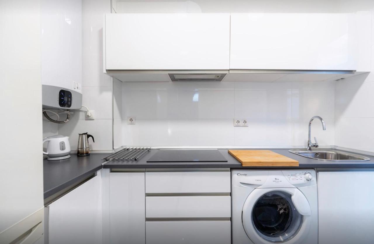 セビリアCentrico Apartamento Alamedaアパートメント エクステリア 写真
