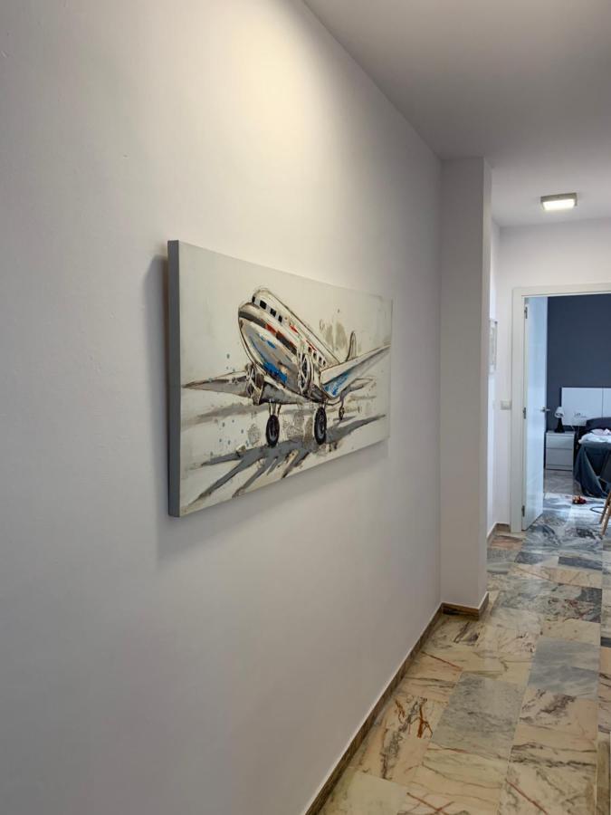 セビリアCentrico Apartamento Alamedaアパートメント エクステリア 写真